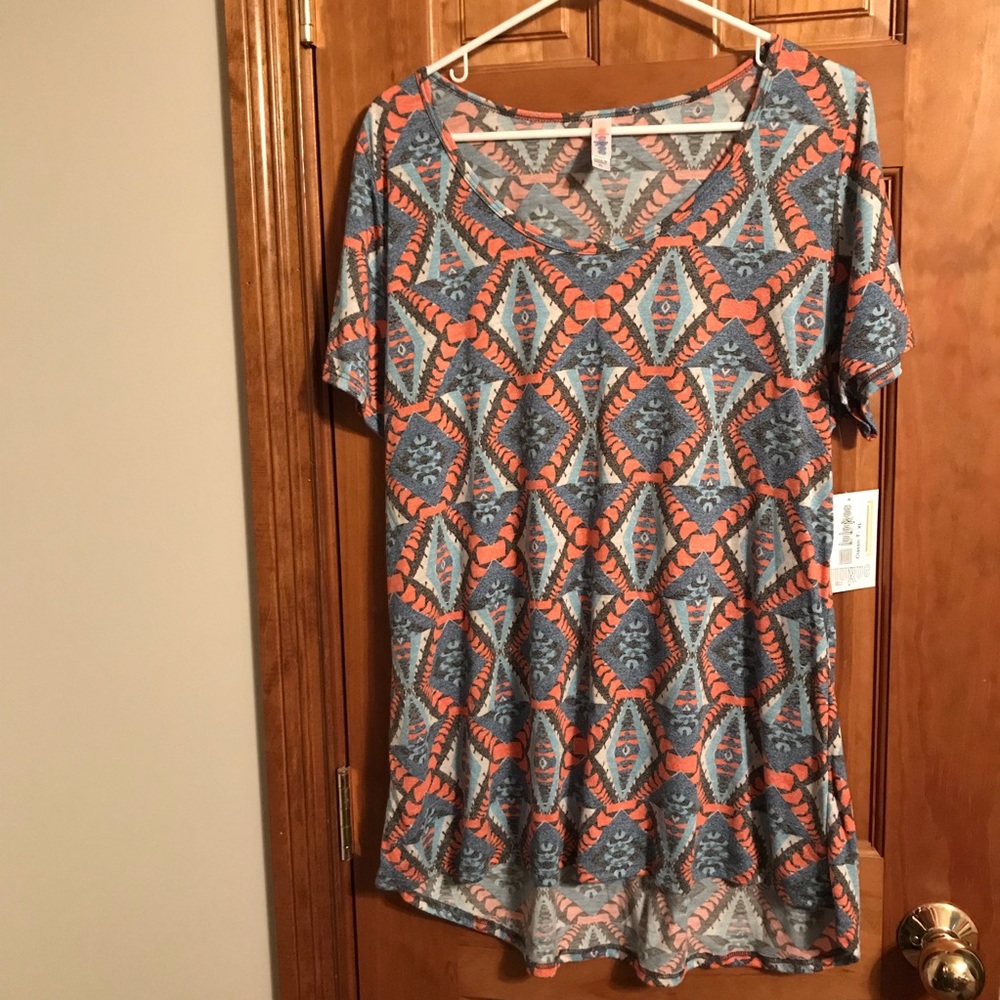 LuLaRoe Classic T